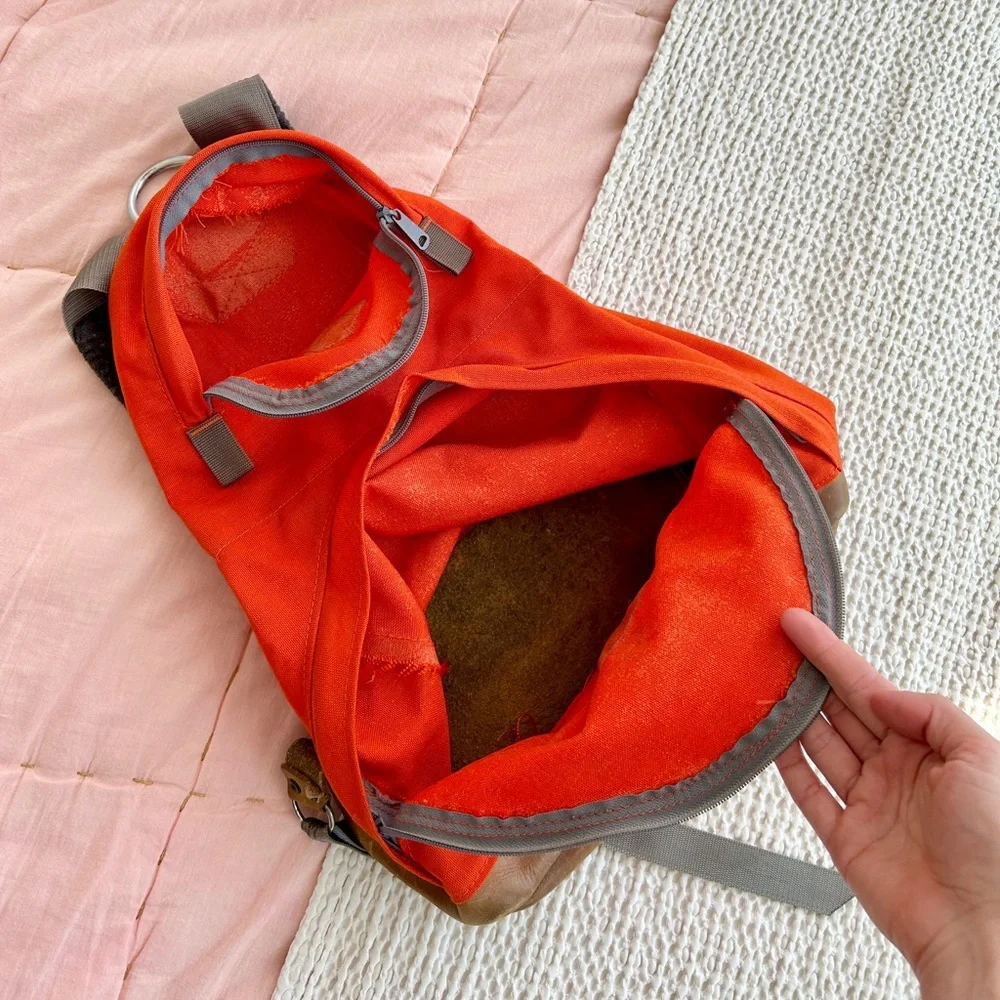 Rare Made in USA 70s Vtg Sierra Designs Teardrop Leather Bottom Backpack Orange